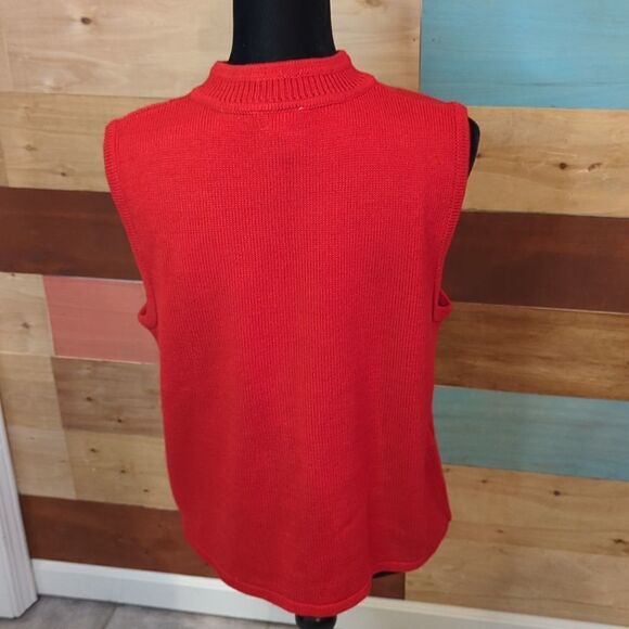 Large vintage red vest with wooden buttons - Picture 3 of 4